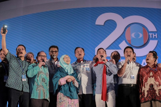 191209-MY-pkr-620.jpg 191209-MY-pkr-620.jpg