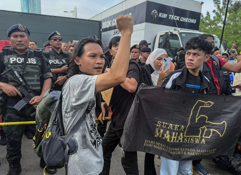 SABAH_DEMO_05.jpg SABAH_DEMO_05.jpg