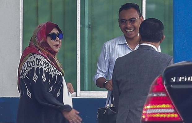 Mahkamah Malaysia Bebaskan Bekas Ketua Perisikan Dari Pertuduhan Pecah Amanah Mahkamah Malaysia Bebaskan Bekas Ketua Perisikan Dari Pertuduhan Pecah Amanah