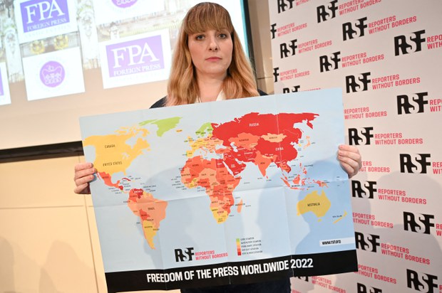 Skor Kebebasan Akhbar Malaysia Merosot, kata Reporters Without Borders Skor Kebebasan Akhbar Malaysia Merosot, kata Reporters Without Borders