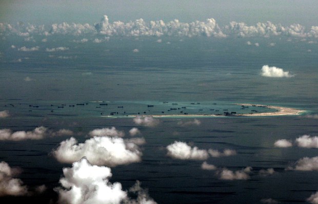 151028-MY-SPRATLY620 151028-MY-SPRATLY620