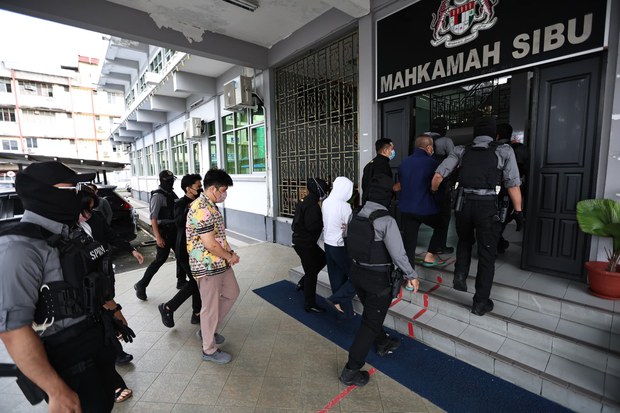SPRM tumpas sindiket jual diesel subsidi kepada pengguna negara jiran