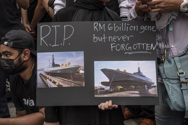 Ahli Parlimen persoal keputusan Putrajaya terus biayai projek kapal tergendala