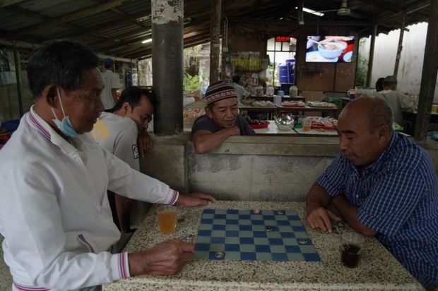Kafe moden ubah budaya kehidupan di selatan Thailand Kafe moden ubah budaya kehidupan di selatan Thailand