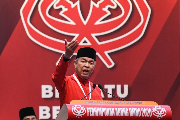 UMNO Mungkin Tarik Diri Dari Kerajaan Sebelum Pilihan Raya Umum UMNO Mungkin Tarik Diri Dari Kerajaan Sebelum Pilihan Raya Umum