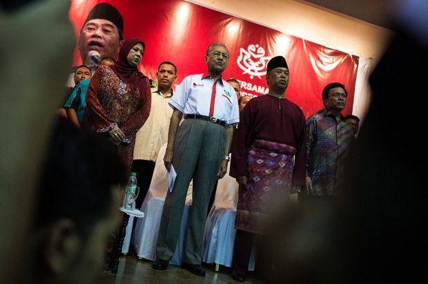 151218-MY-UMNO620 151218-MY-UMNO620