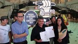 161207-my-zunar-court620.jpg