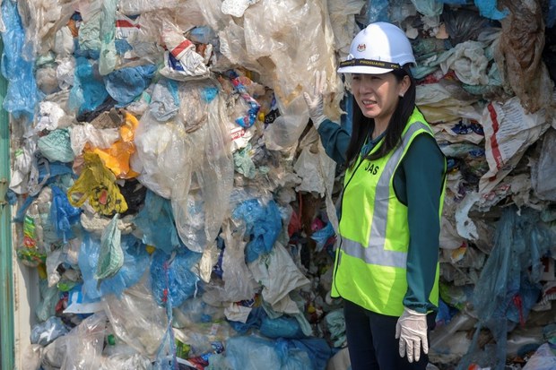 190528-MY-trash-620.jpg