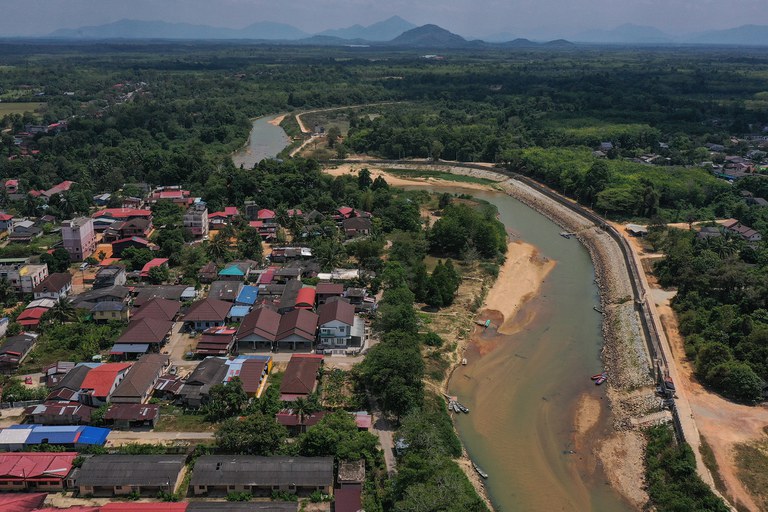 SUNGAI_KERING_03.jpg