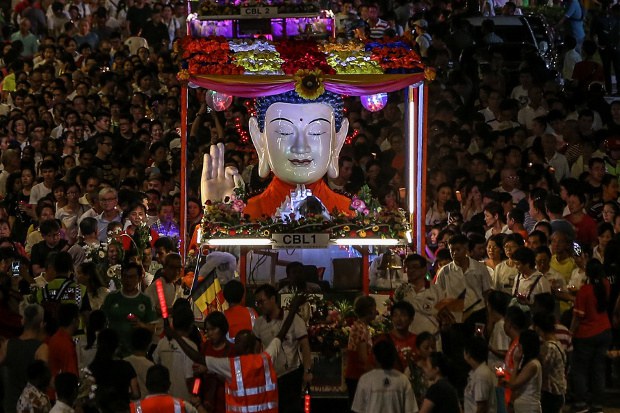 180530-my-wesak005.jpg