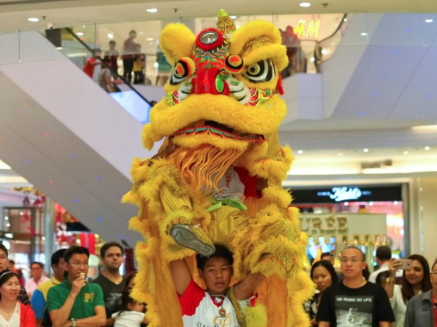 1-lion-dance.jpg