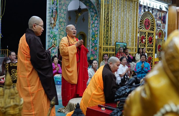 6-prayer.jpg