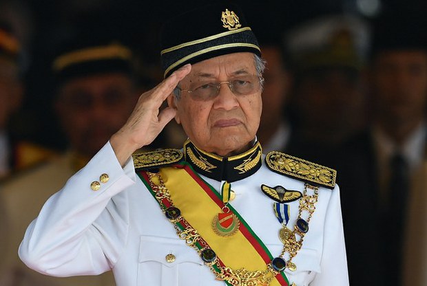 180820-MY-Abuza-Mahathir620.jpeg 180820-MY-Abuza-Mahathir620.jpeg