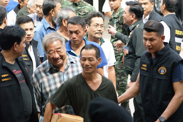 TH-detainees-800