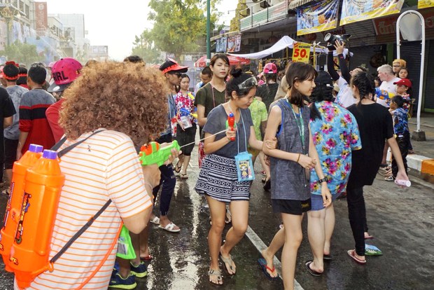 TH-songkran7